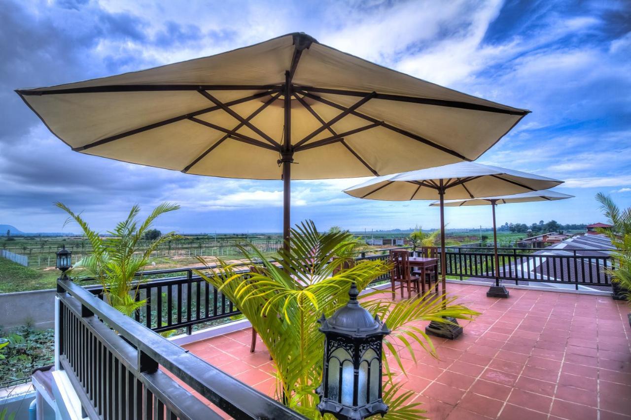 Ry'S Lotus Resort D'Angkor Siem Reap Dış mekan fotoğraf