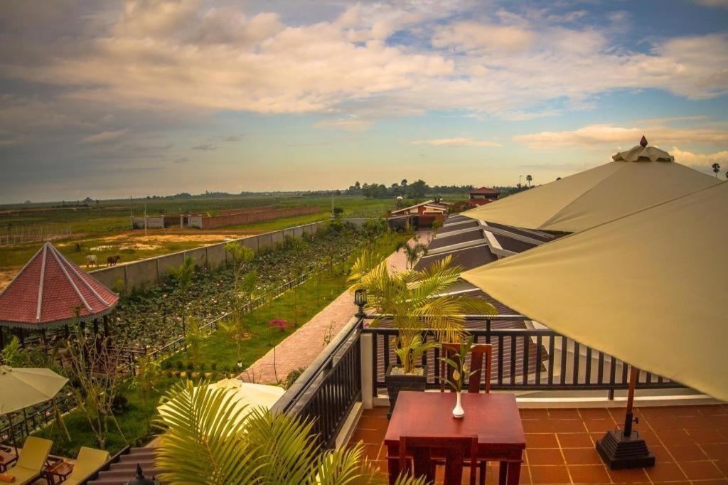 Ry'S Lotus Resort D'Angkor Siem Reap Dış mekan fotoğraf
